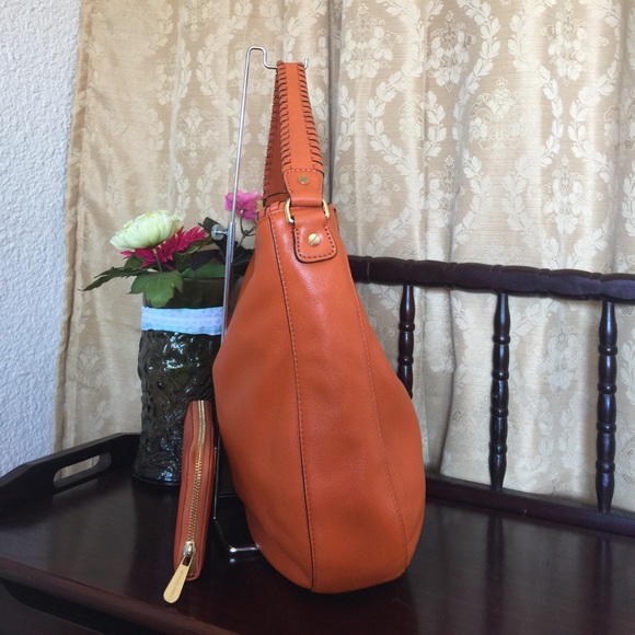 MICHEAL KORS leather shoulder bag & wallet GUC - Picture 3 of 8